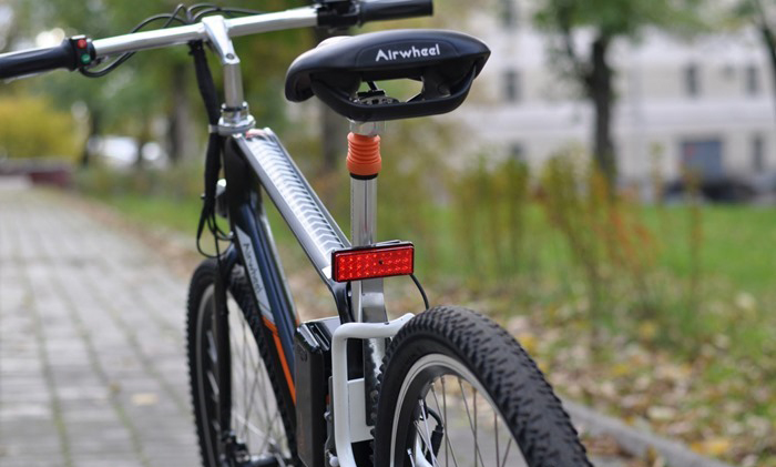 Airwheel R8 Liberty Electric Bikes(1).