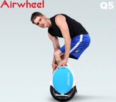 그래서 Airwheel 전기 각자 균형 스쿠터는 에너지 절약을 절감 하 고 사람들의 일상 생활에서 생활 편의 향상 사람을 탄생 이다.