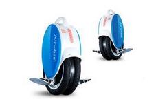 Airwheel Q5 Zwillingsbereifung Scooter als einen niedlichen Pinguin im Temperament