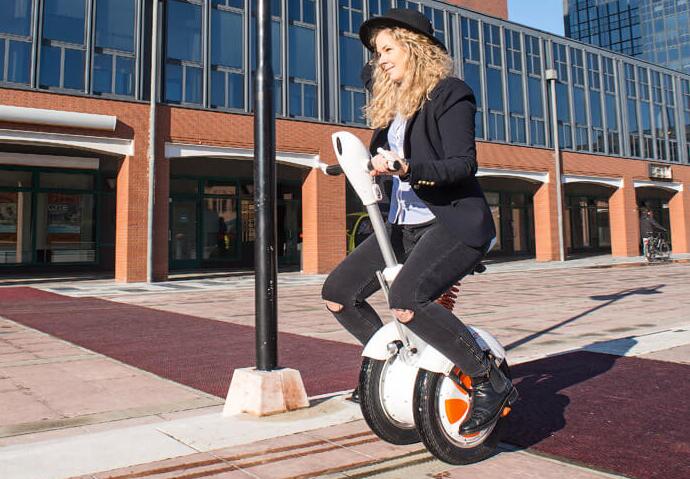 Lo scooter elettrico ottimizzato A3 è in grado di affrontare efficacemente questo problema.