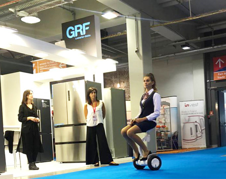 Airwheel electric walkcar